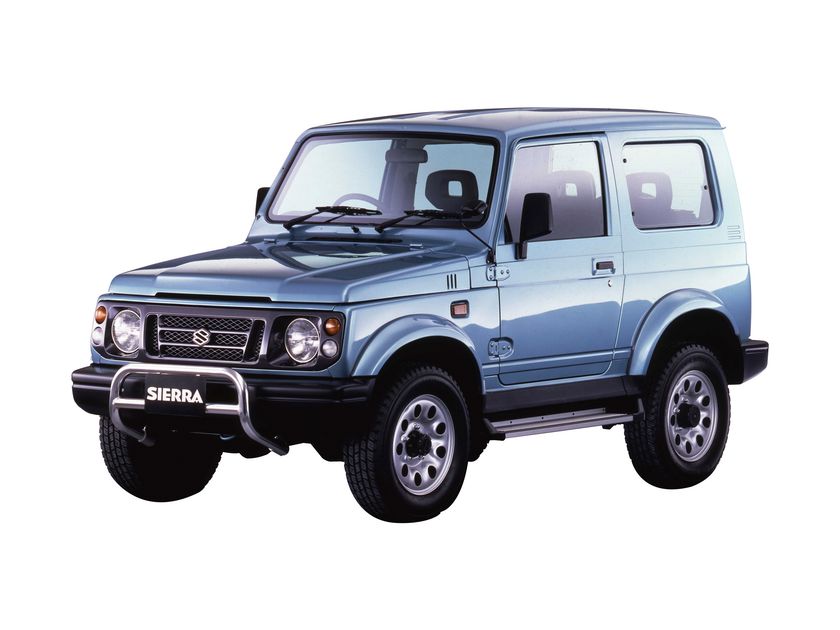 Пружинный JB32 / SJ80 (1995–98): новая решётка с вертикальными ячейками и «S», поворотники в отдельных блоках у фар