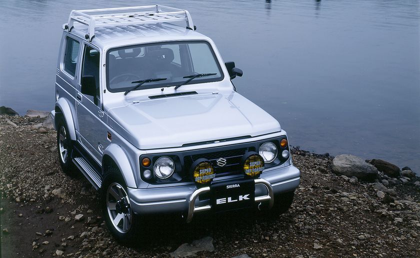 JB32 Sierra «Elk» спереди: дуга с шильдом ELK, противотуманки с чехлами «SUPER OFF ROADER»
