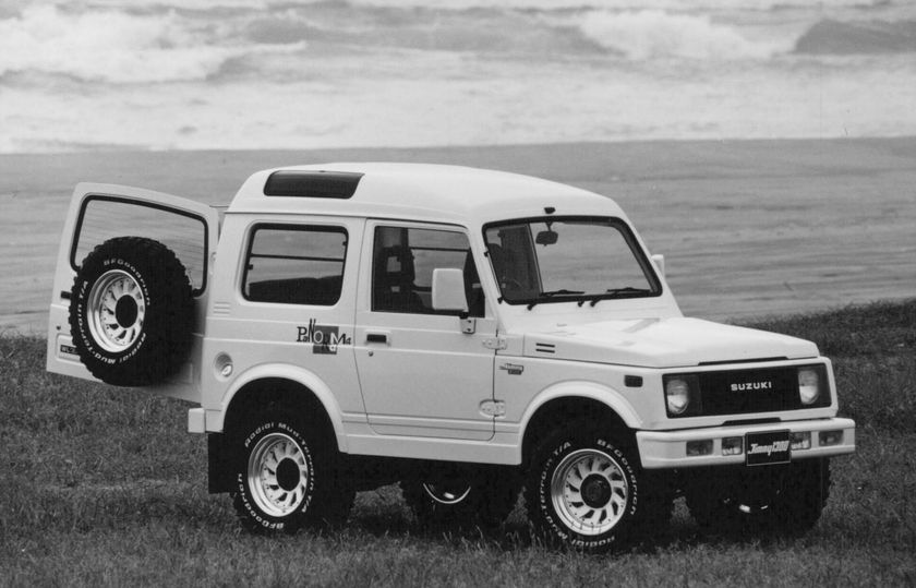 Panoramic Roof (JA51, 1985+): высокая крыша с окнами