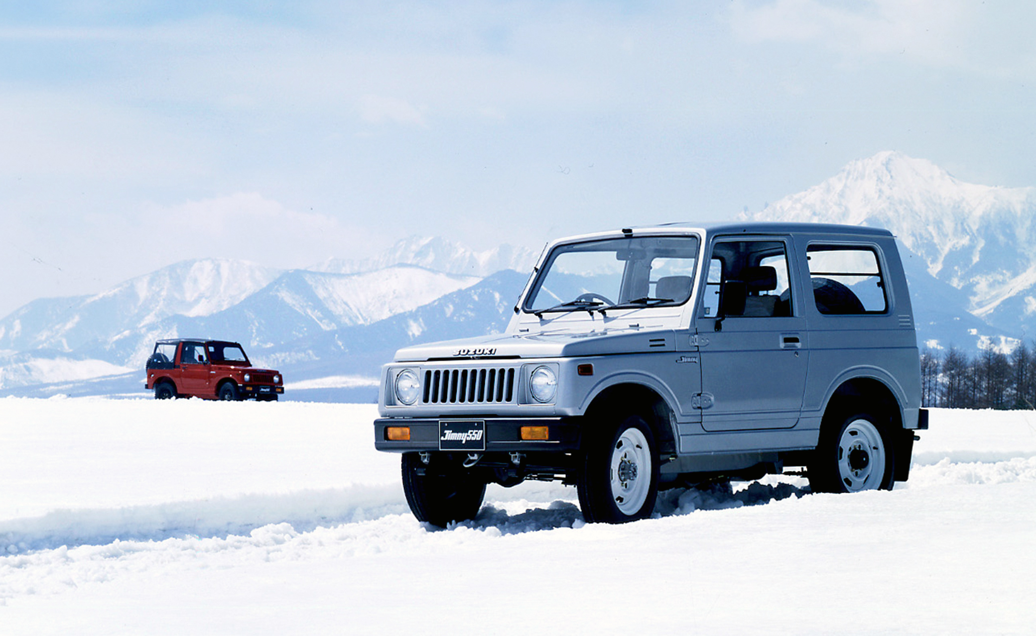 Jimny 550 Van Deluxe — зимняя пара