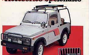Santana SJ410 1985: красно-серая полоса и каркас с багажником