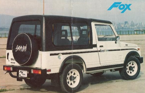 Samurai LWB: чёрный верх Fox Tops с большим боковым остеклением